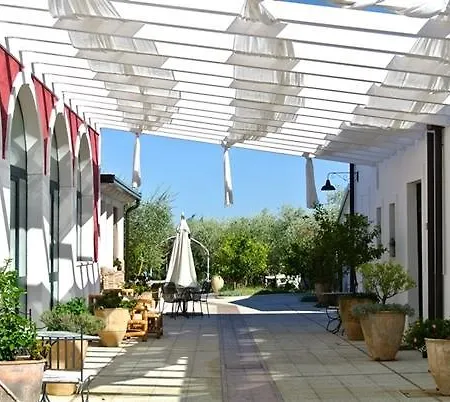 מלון Giardino Giamperduto