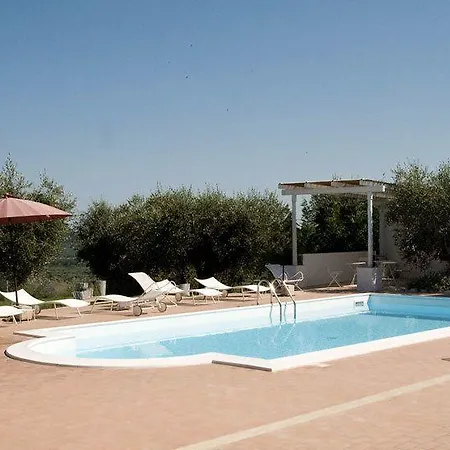 فندق Giardino Giamperduto برنالدا