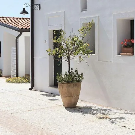 Giardino Giamperduto فندق