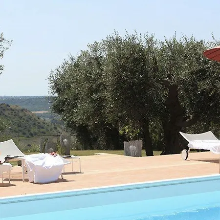 Giardino Giamperduto 3* برنالدا