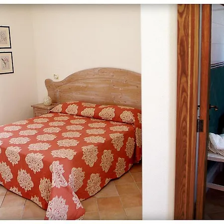 Giardino Giamperduto 3* برنالدا