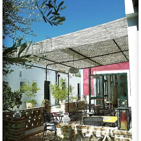Giardino Giamperduto מלון 3*